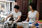 Quán bánh cuốn hơn 40 năm, giá từ 20.000 đồng, được tạp chí Anh khen