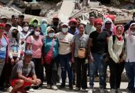 Vừa bị trục xuất về nước, hàng trăm người Venezuela bị chôn vùi trong 2 trận động đất