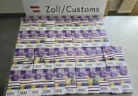 Europol triệt phá các mạng lưới phân phối 1,2 tỷ euro tiền giả qua bưu điện
