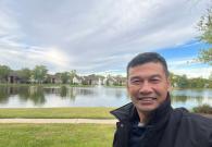 Nam diễn viên U60 sang Mỹ: 