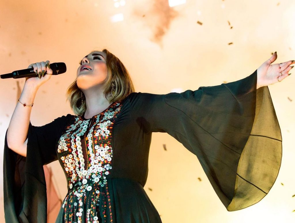 adele giam can 1