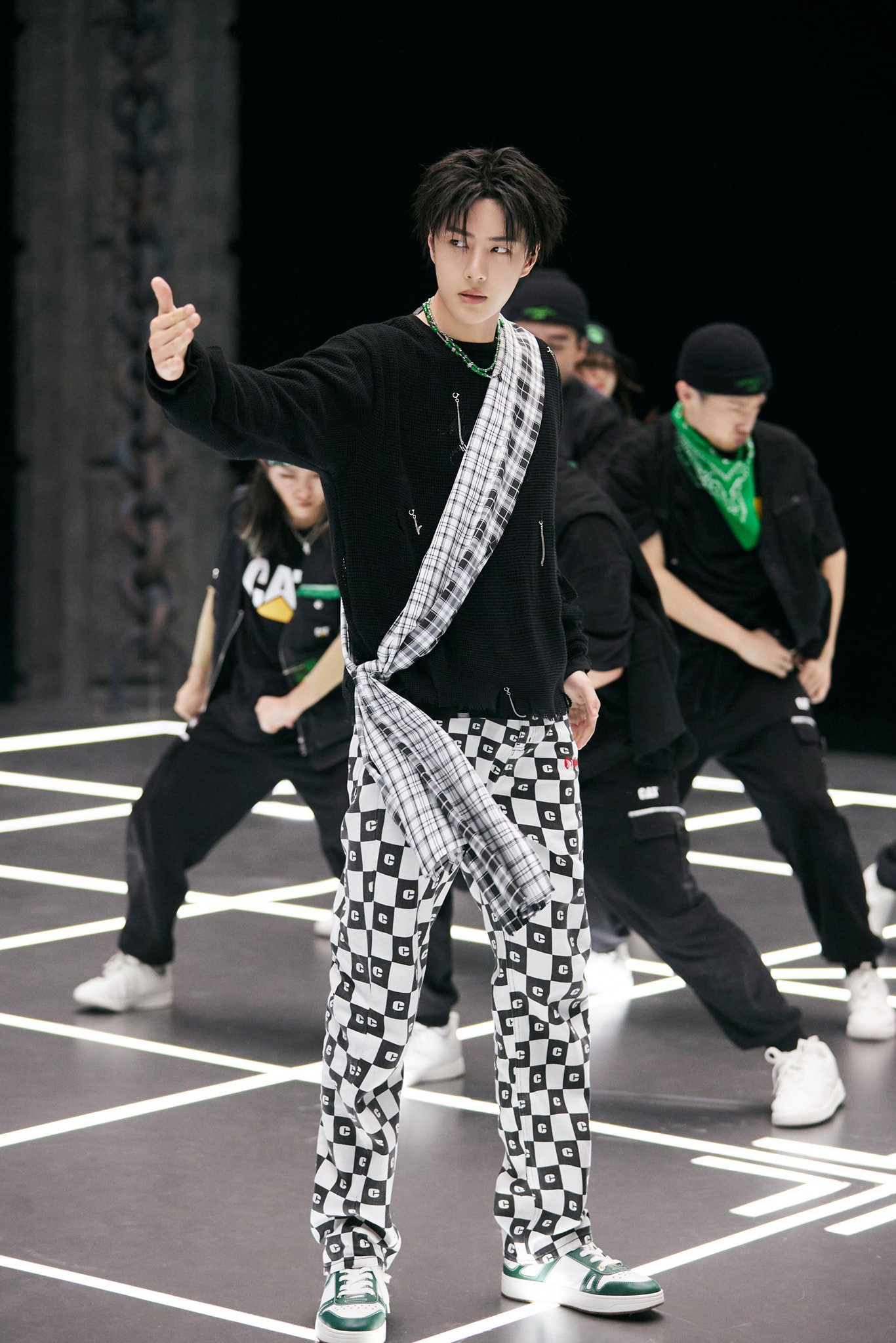 vuong nhat bac nhay tai street dance of china