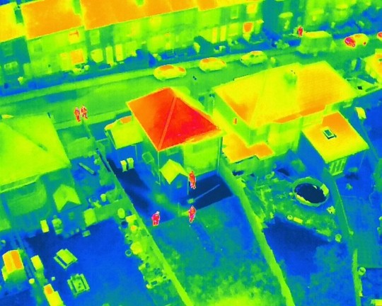 drone tam nhiet phat hien trai can sa 1