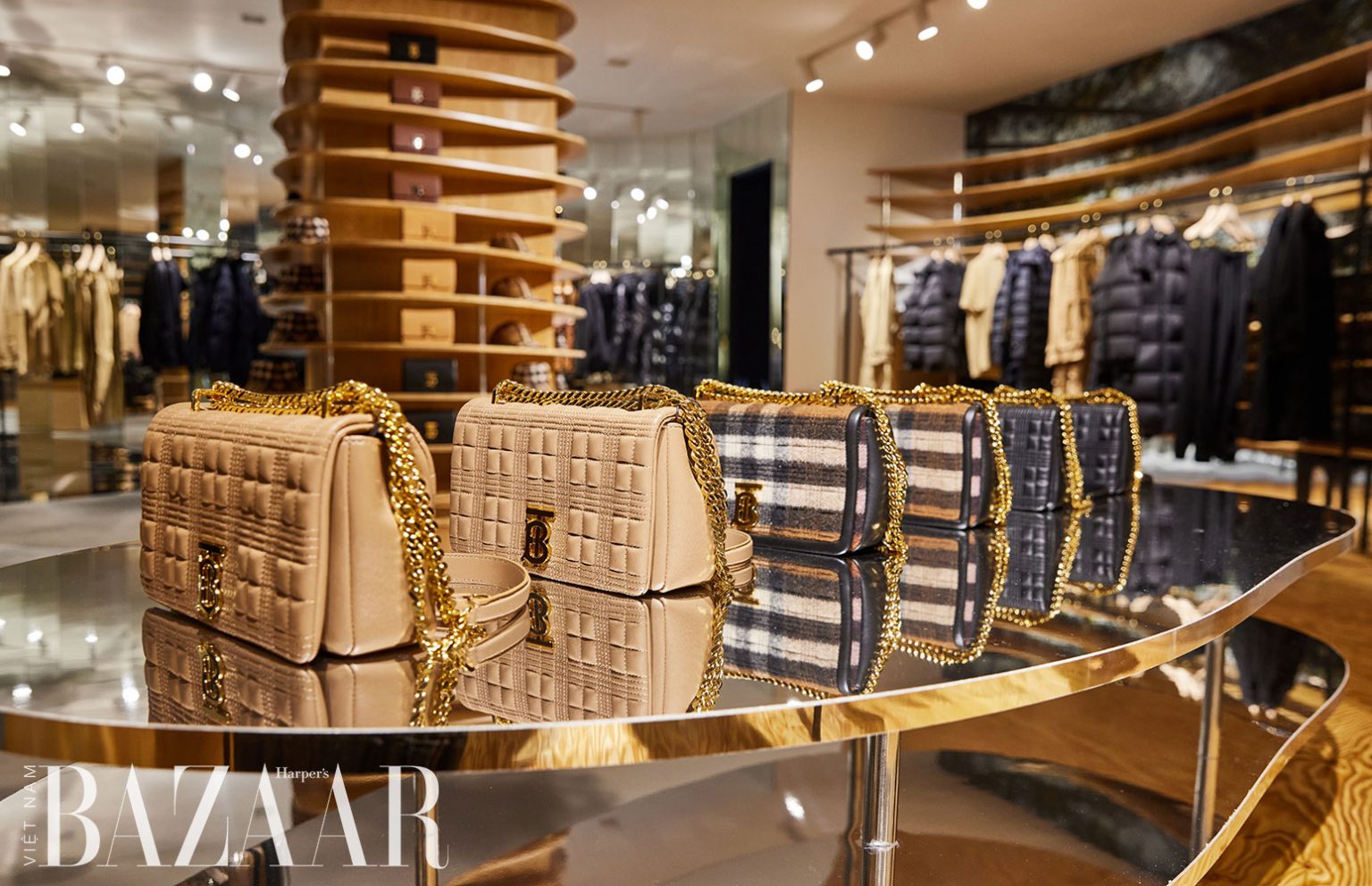 pop up trang guong cua burberry tai han quoc 0
