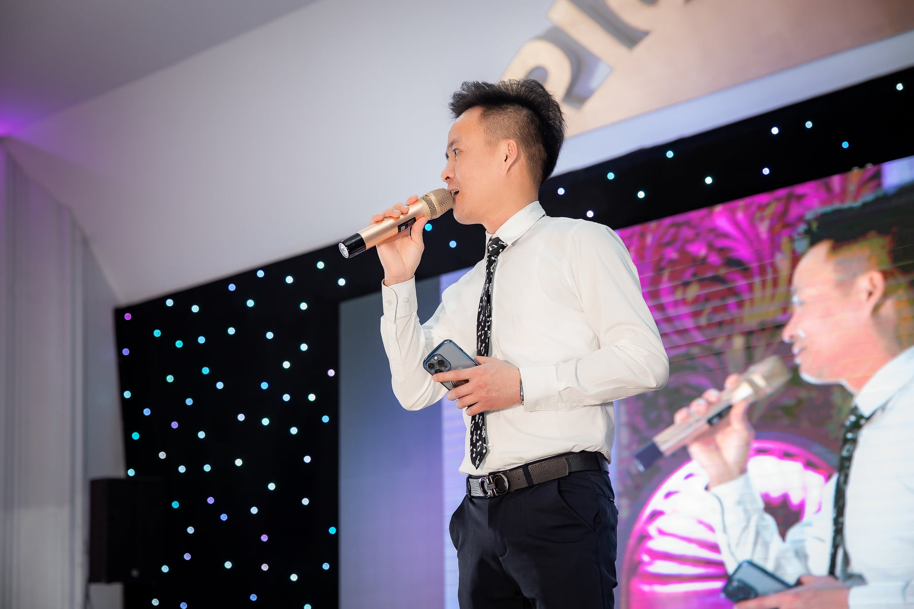 uk next top nail vinh danh nghe nail 1