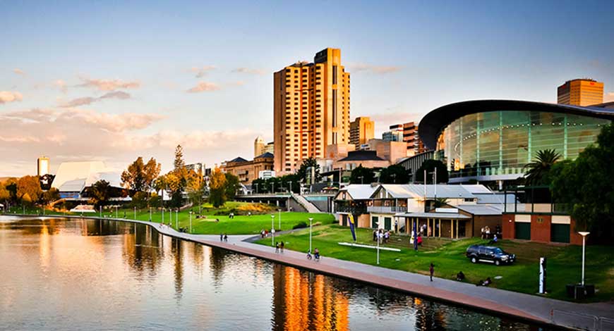 du hoc Adelaide