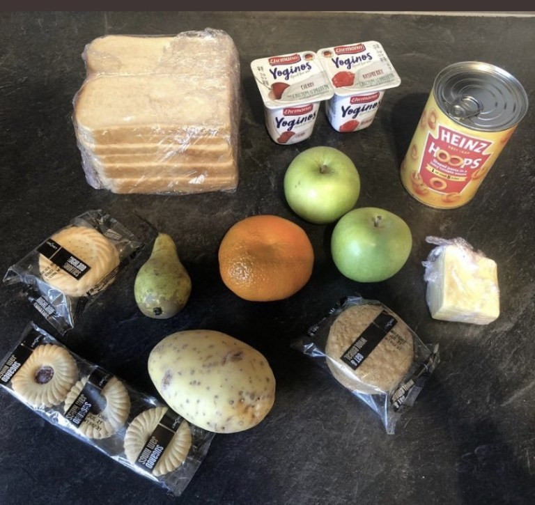 12foodparcel5