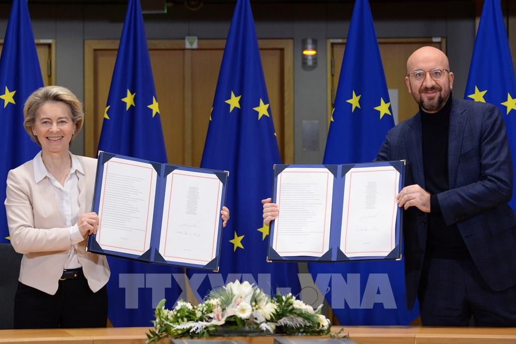 170744 anh va eu chinh thuc ky hiep dinh thuong mai va hop tac lich su hau brexit