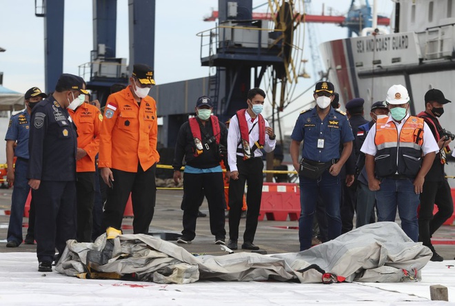 may bay roi indonesia 1