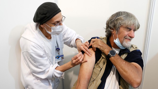 nhiem benh sau khi tiem vaccine