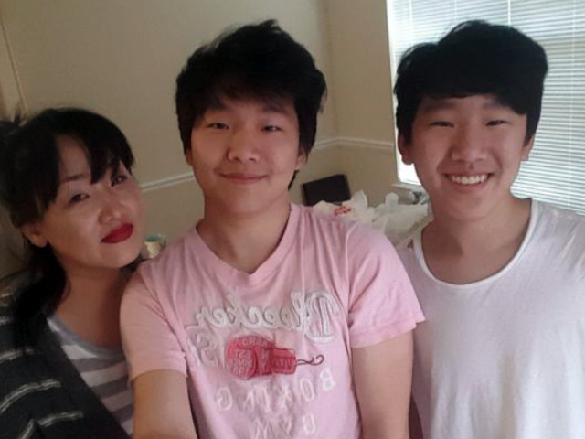 693b3ffc 8318 4d4a a6ba 320e08694154 park family