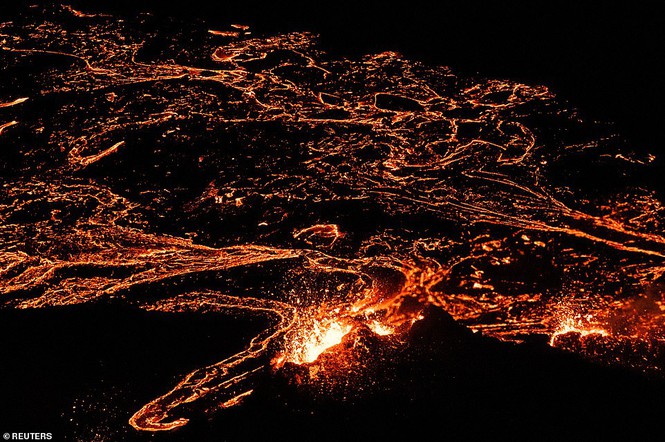 nui lua iceland 1