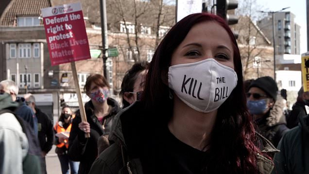 2protest1
