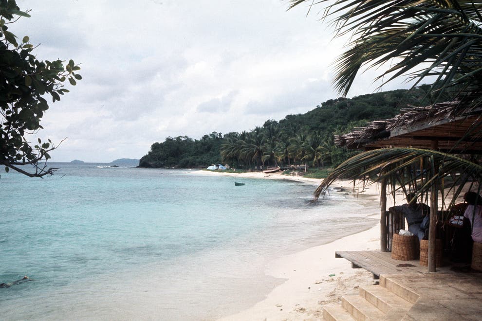 19mustique