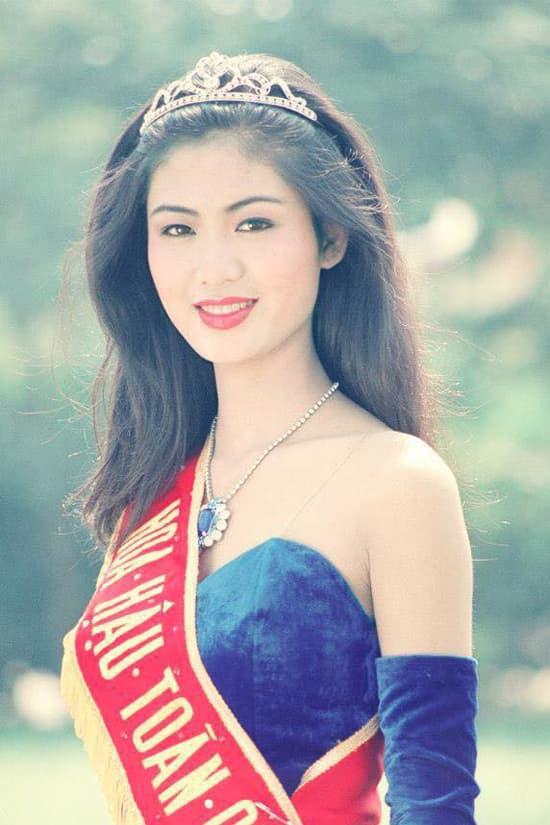 thu thuy 1 ngoisaovn w550 h825