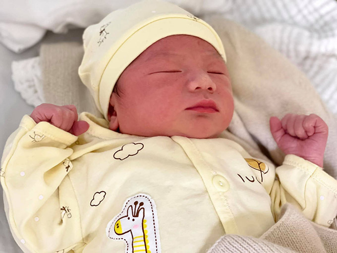 vu huong giang sinh con o anh 1