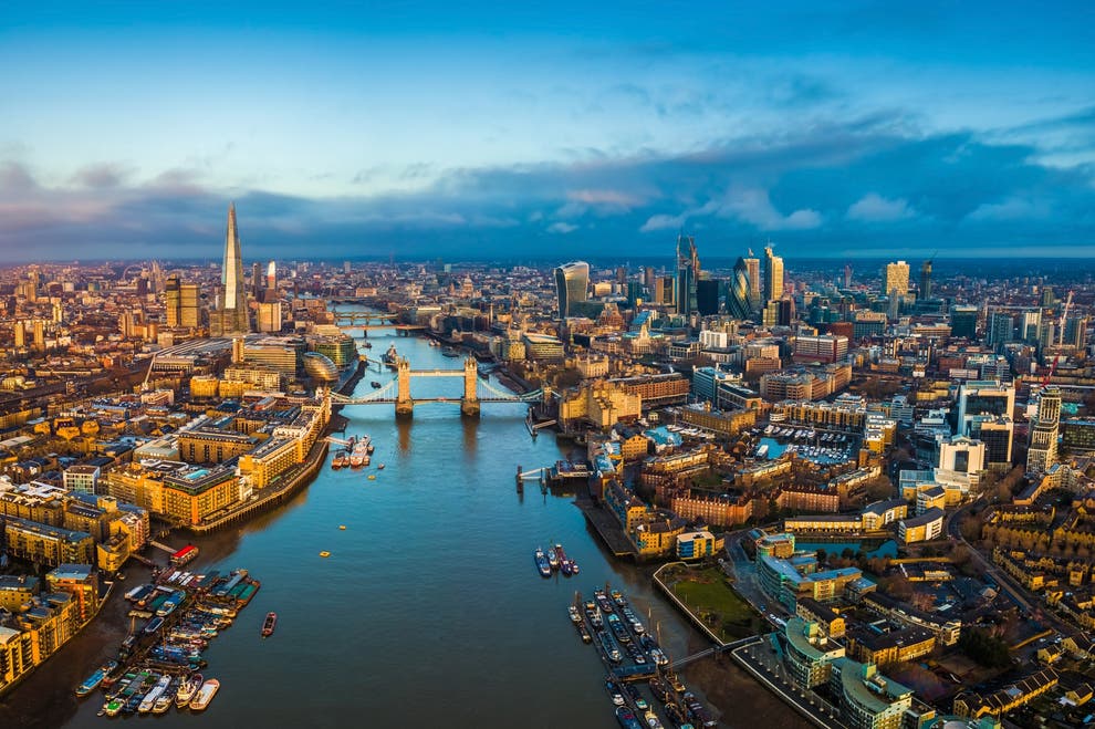 gia nha london tang cham