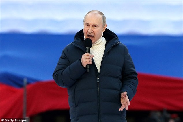 putin mac ao dat tien 1