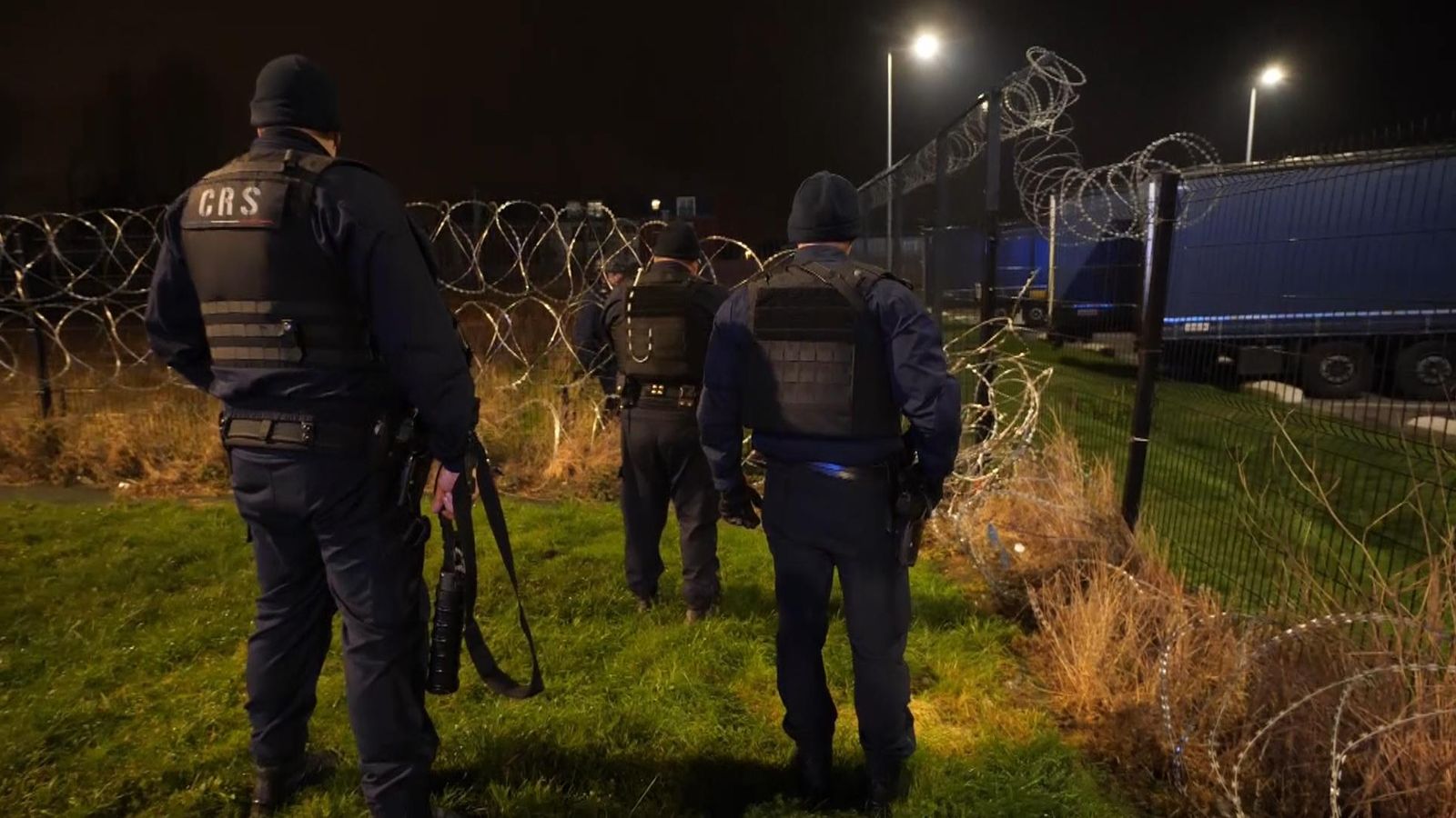 27migrants