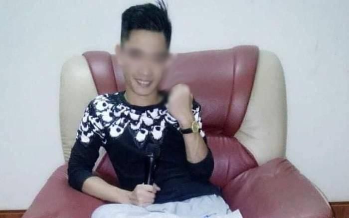 be gai bi gam 9 cay dinh o ha noi 3