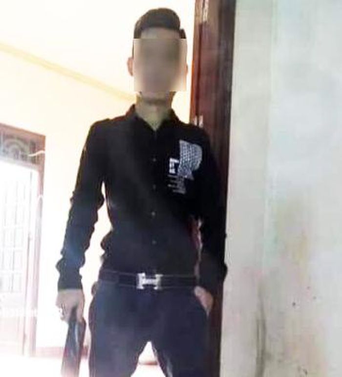 be gai bi gam 9 cay dinh o ha noi 3