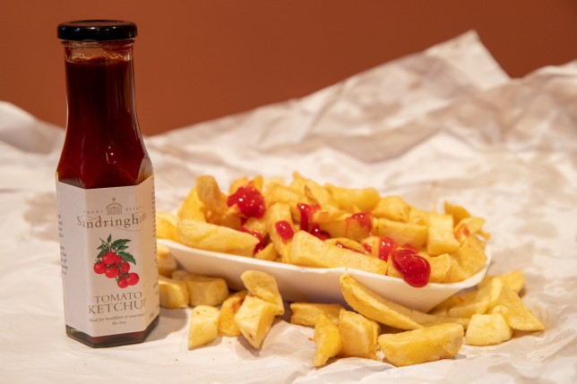 sandringham tomato ketchup queen nu hoang tuong ca 1