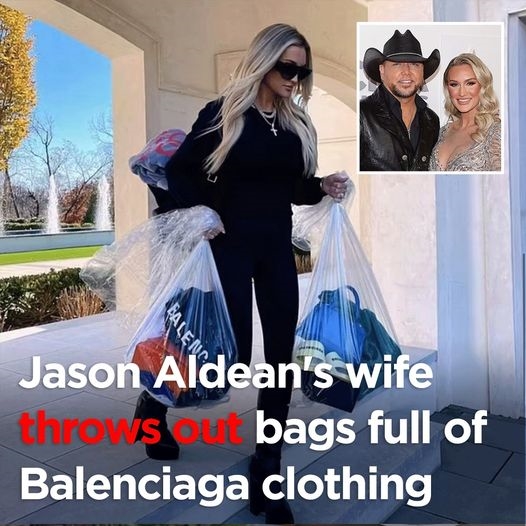 Balenciaga bi tay chay 2