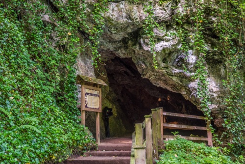 Mother Shipton cave 1