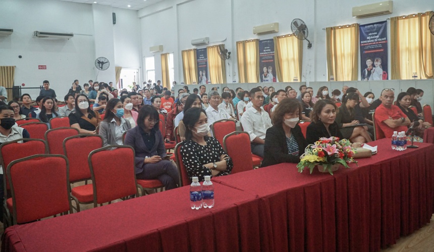 bua an truong quoc te ischool 1