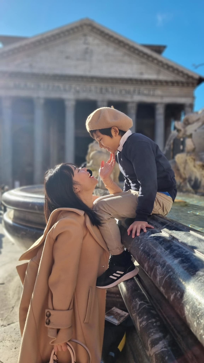 cho con du lich rome 0