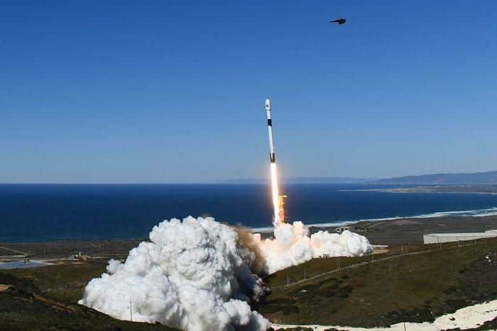 elon musk quan ly 10 cong ty 1