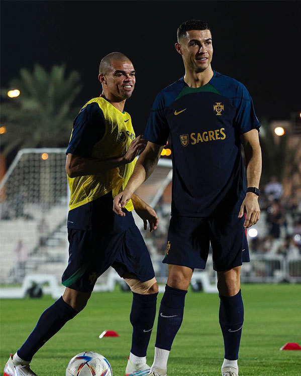 ronaldo messi LV 0