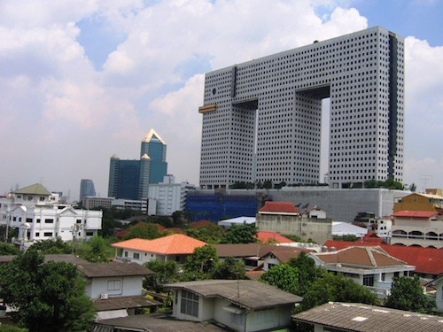 toa nha xau nhat 12