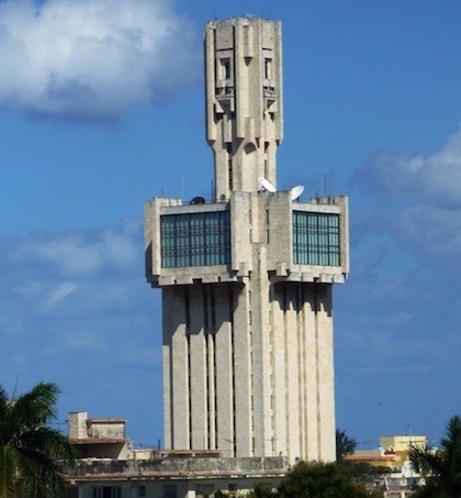 toa nha xau nhat 12
