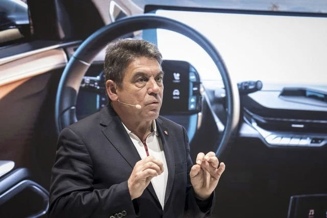 xe dien Faraday 1