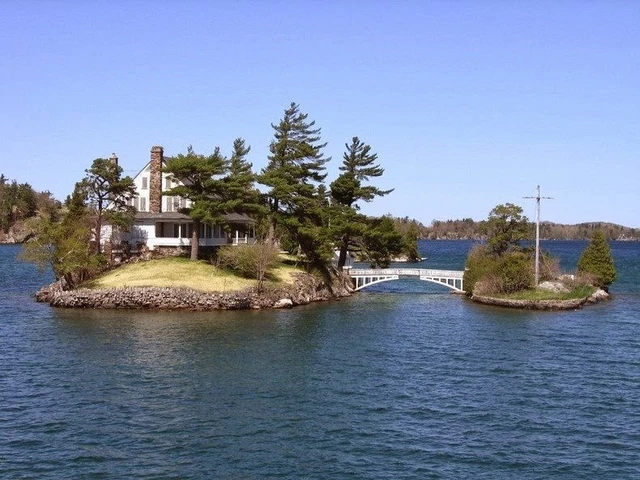 Thousand Islands 1