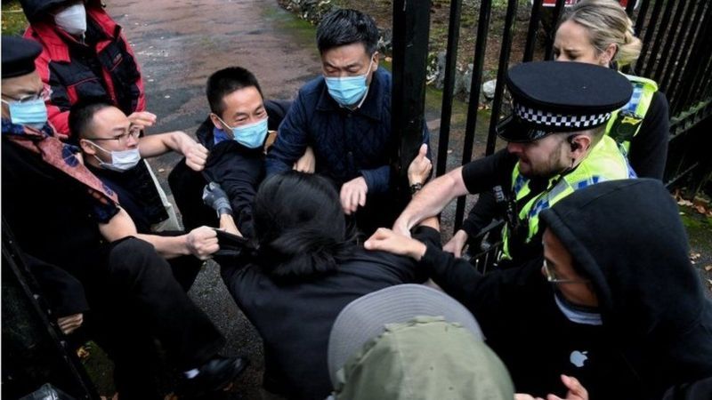 bieu tinh manchester 1