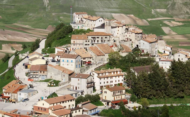 lang Castellucio italy 1