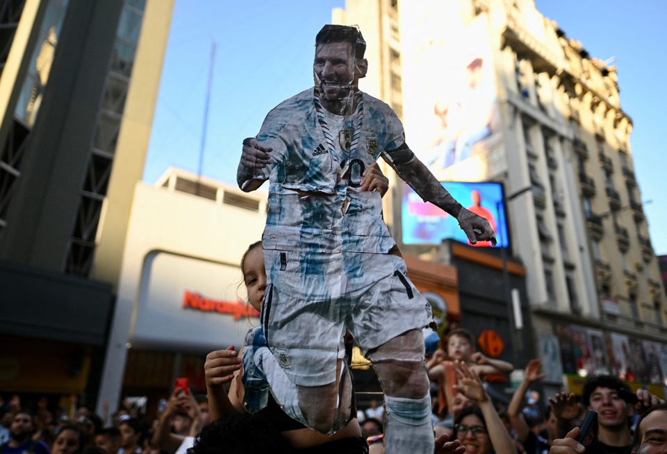 messi quang cao 1