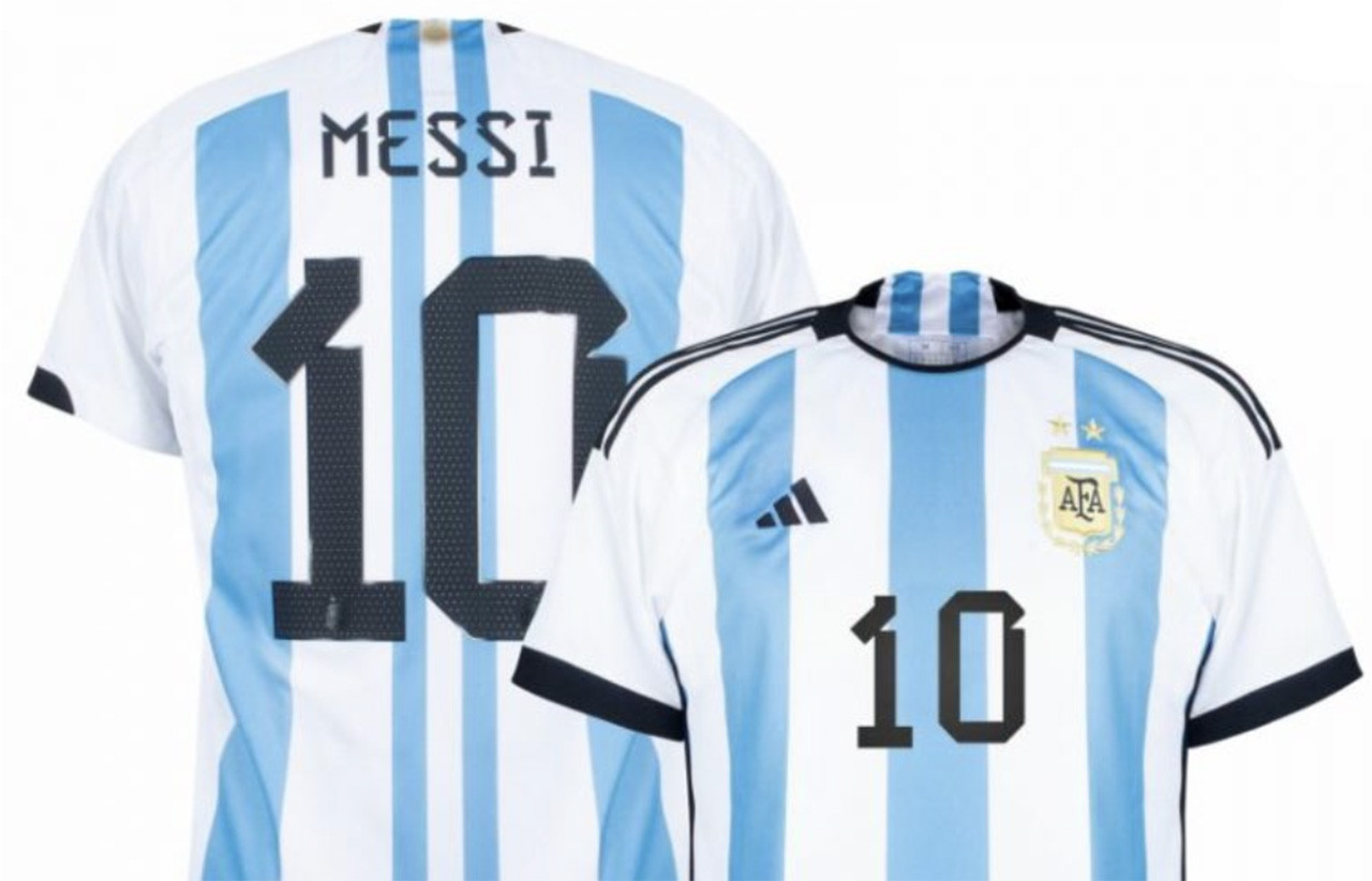 messi quang cao 1