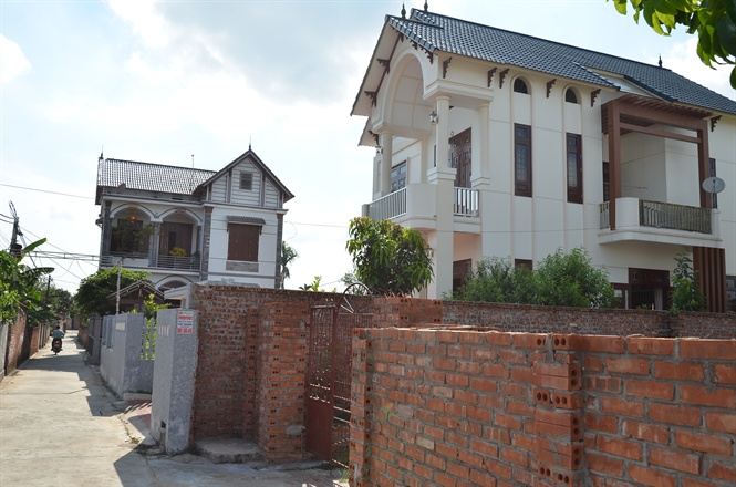nha que hoanh trang