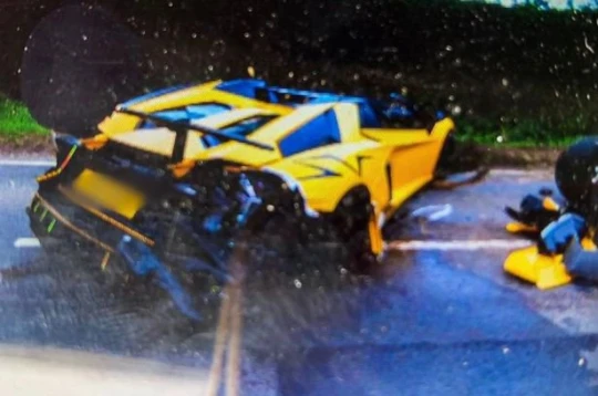 tai nan Lamborghini 1