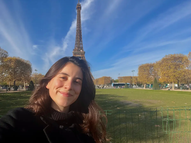 that vong voi thap eiffel 1