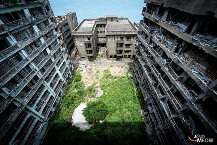 thi tran ma Hashima 1