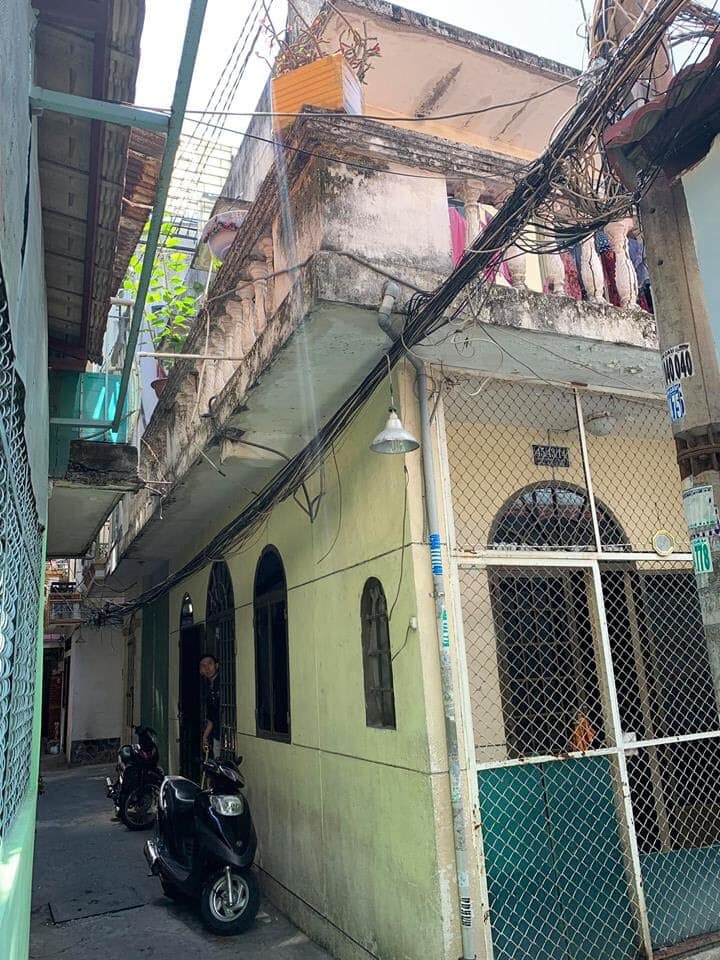 vo chong lon tuoi cai tao nha 25
