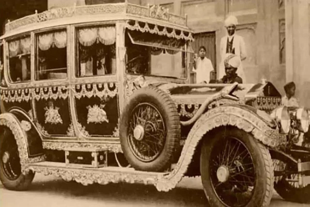 vua an do mua rolls royce cho rac 5