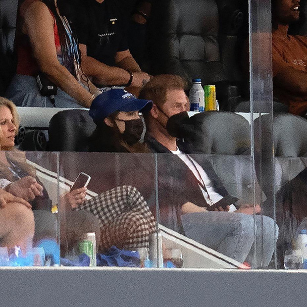 harry di xem super bowl 1
