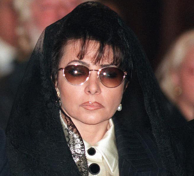 ngoai tinh gucci 1