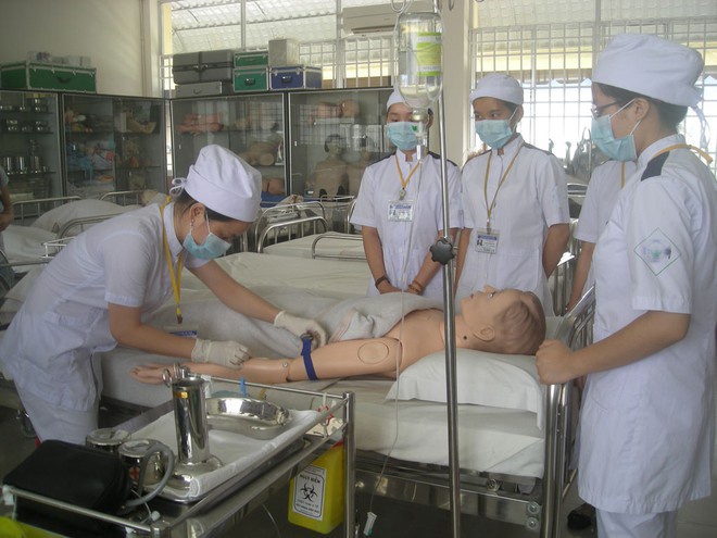 hoc nghe dieu duong tai duc