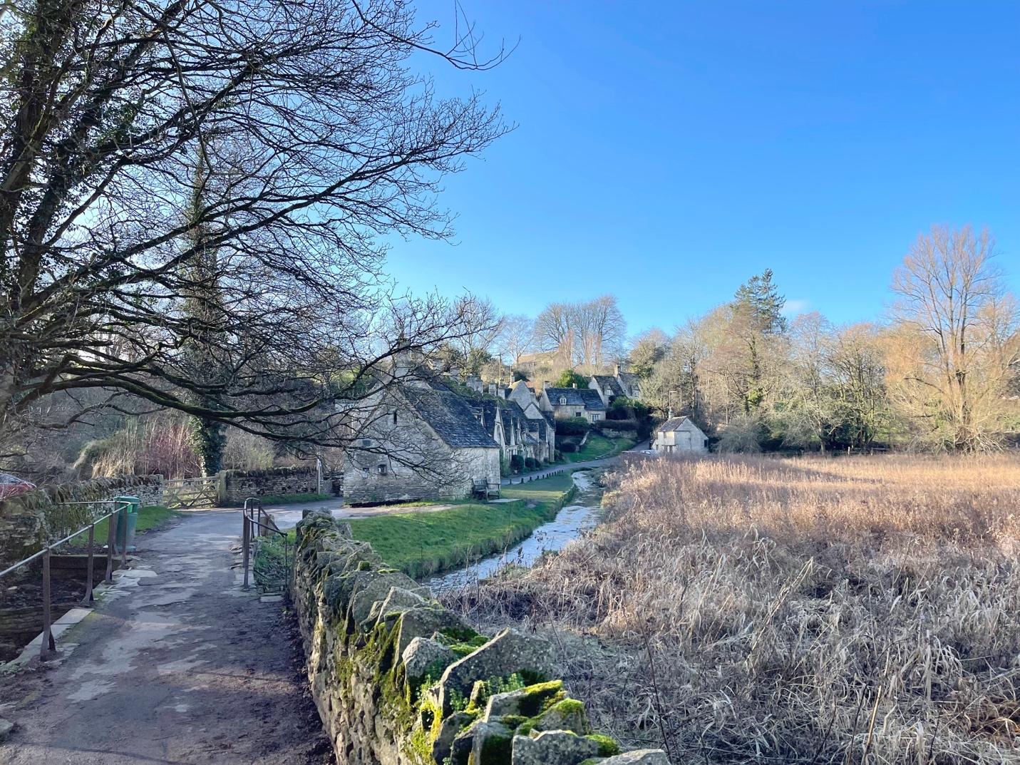 kham pha cotswolds 1